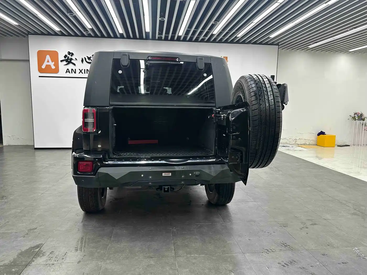 BAIC ORV Beijing Offroad BJ40 2020 2.0T Automatic AWD Urban Hunter Edition Hero Type фото 5