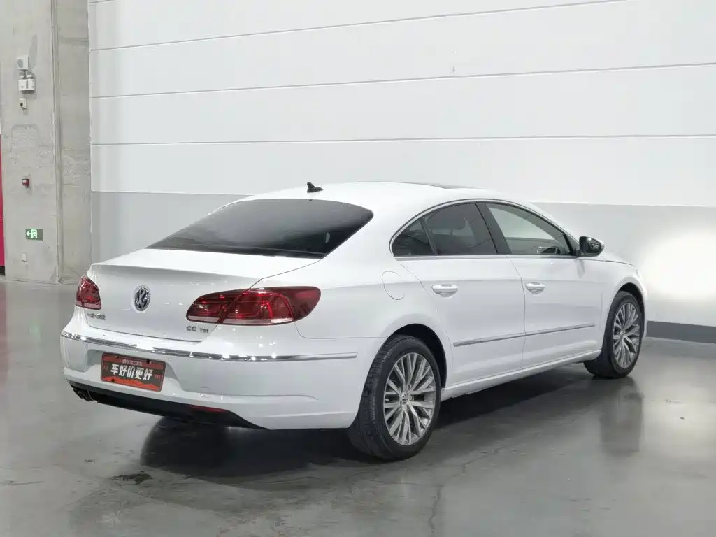 Фото 2 - Volkswagen CC