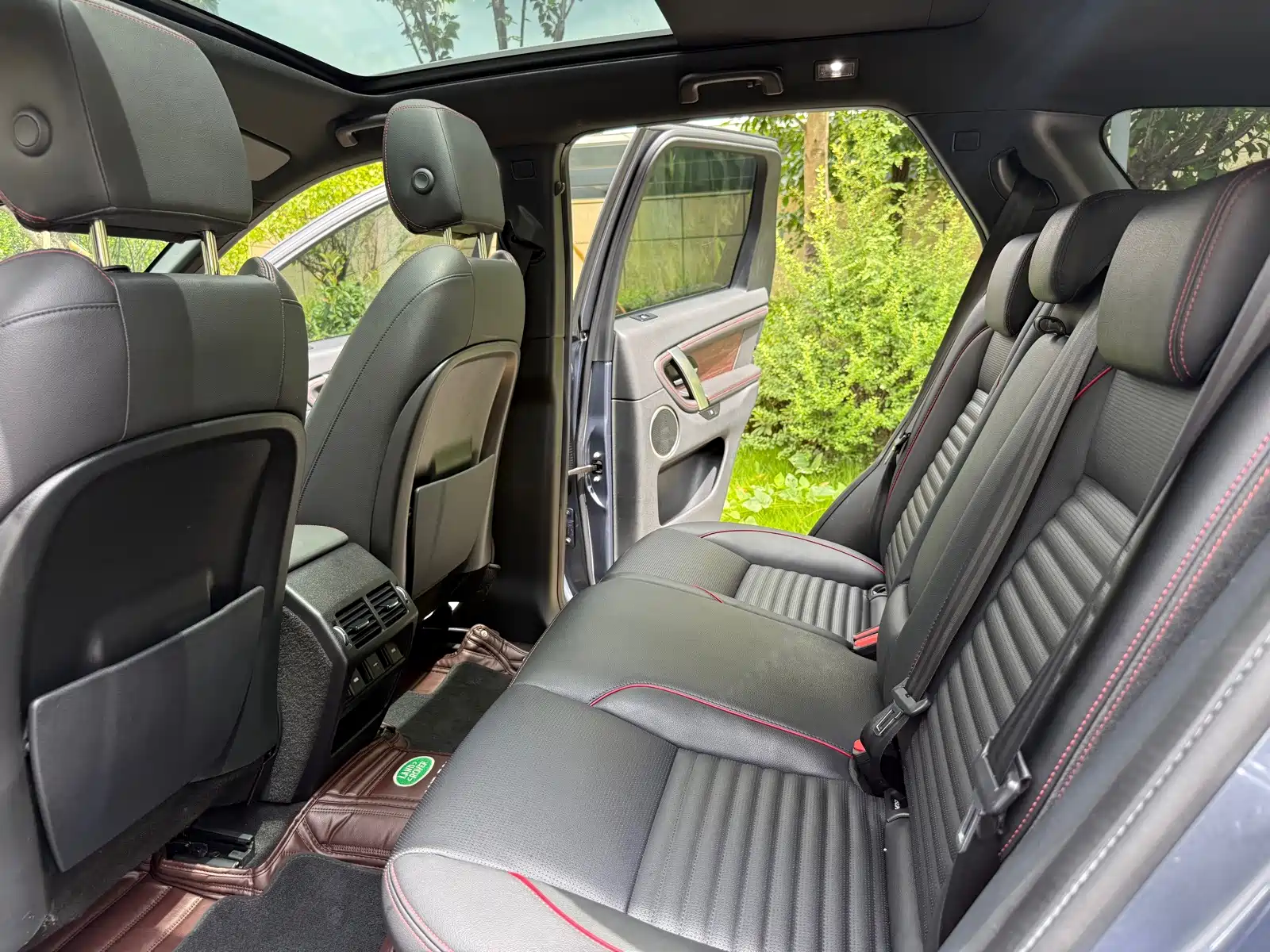 صورة 7 - Land Rover Discovery Sport