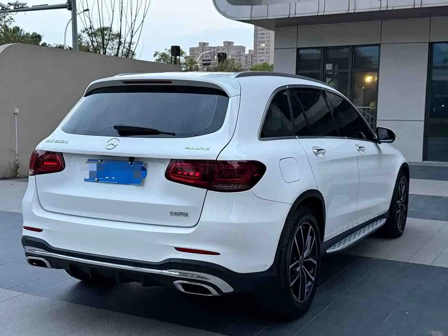 Фото 8 - Mercedes-Benz GLC