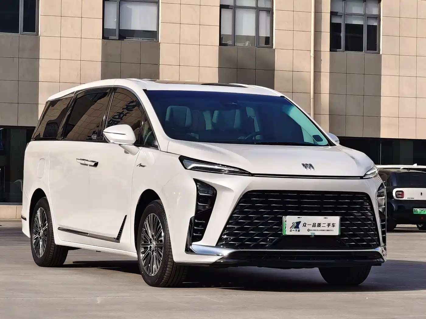 BUICK GL8 NEW ENERGY