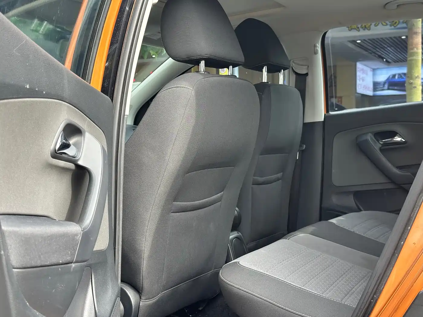 Volkswagen Polo 2016 2016 1.6L Cross Polo Automatic