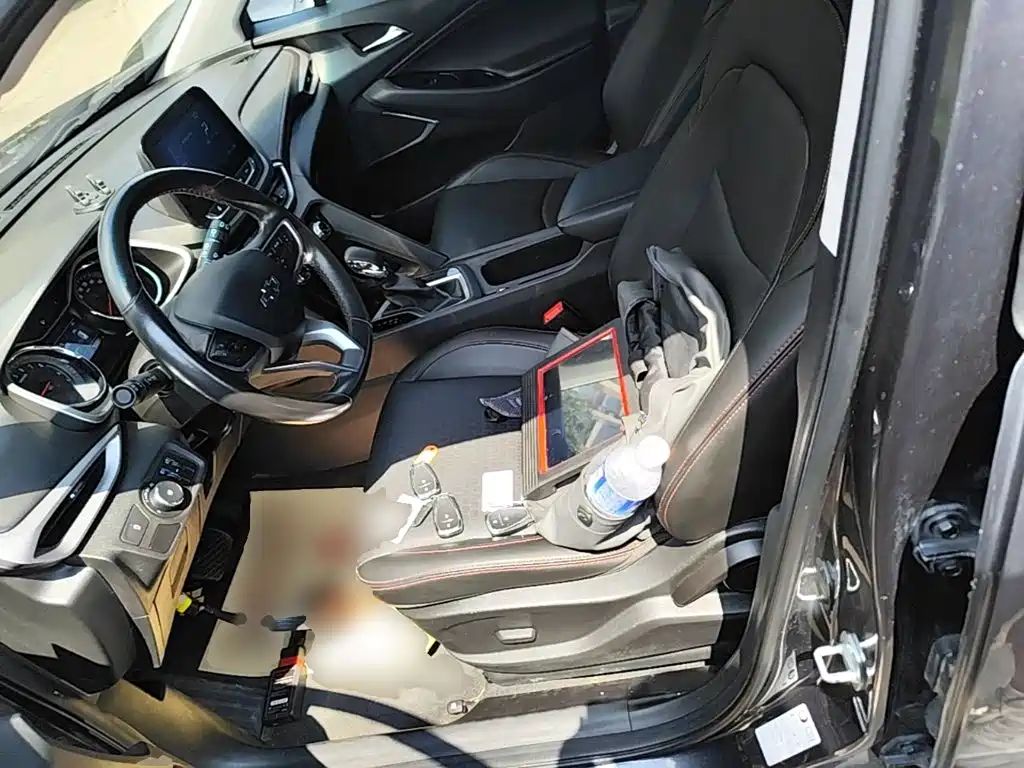 Chevrolet Volando 2023 2020 Mild Hybrid Redline 530T Automatic Premium Edition (5+2 seater)