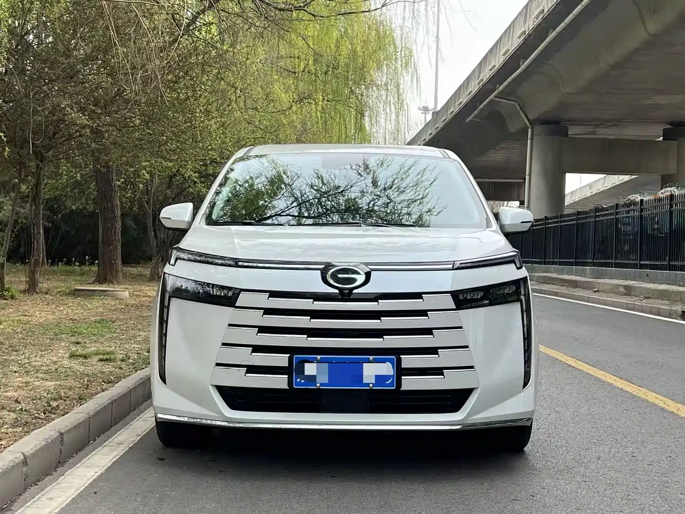 GAC TRUMPCHI E8