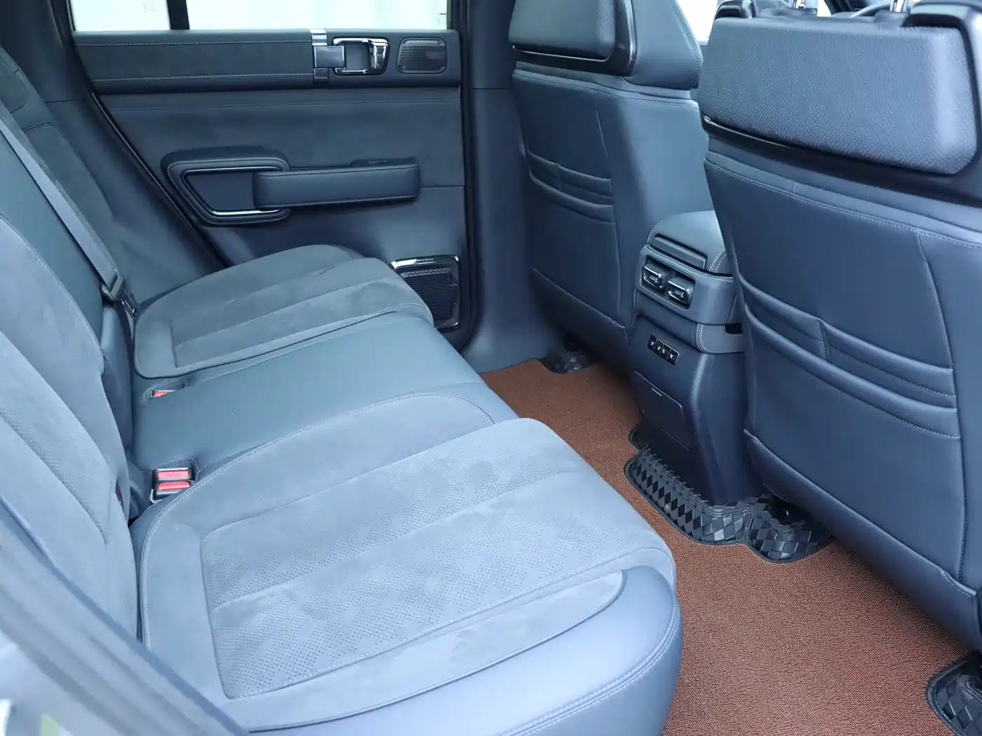 FANG CHENG BAO LEOPARD 5