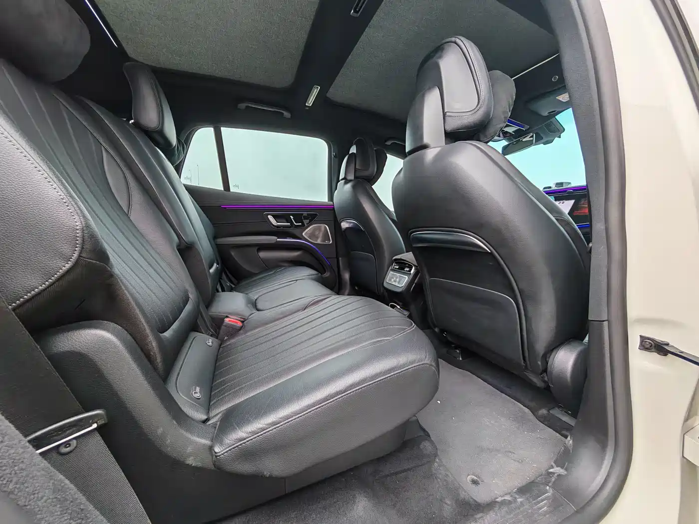 Mercedes-Benz EQS SUV 2023 450+ фото 8