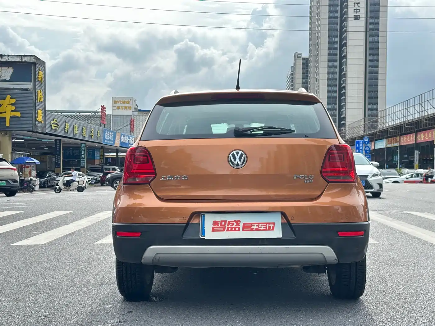 Volkswagen Polo 2016 2016 1.6L Cross Polo Automatic