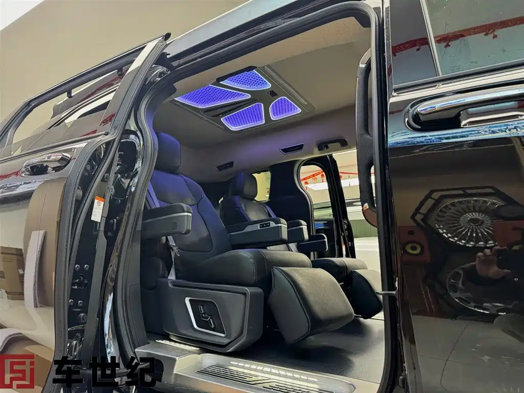 Toyota Granvia 2026 Model 2.5L Hybrid Comfort Edition фото 8