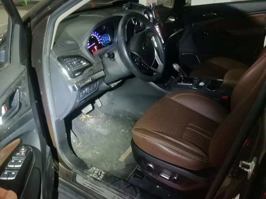 BYD S7 2017 2016 2.0T Automatic Premium Model
