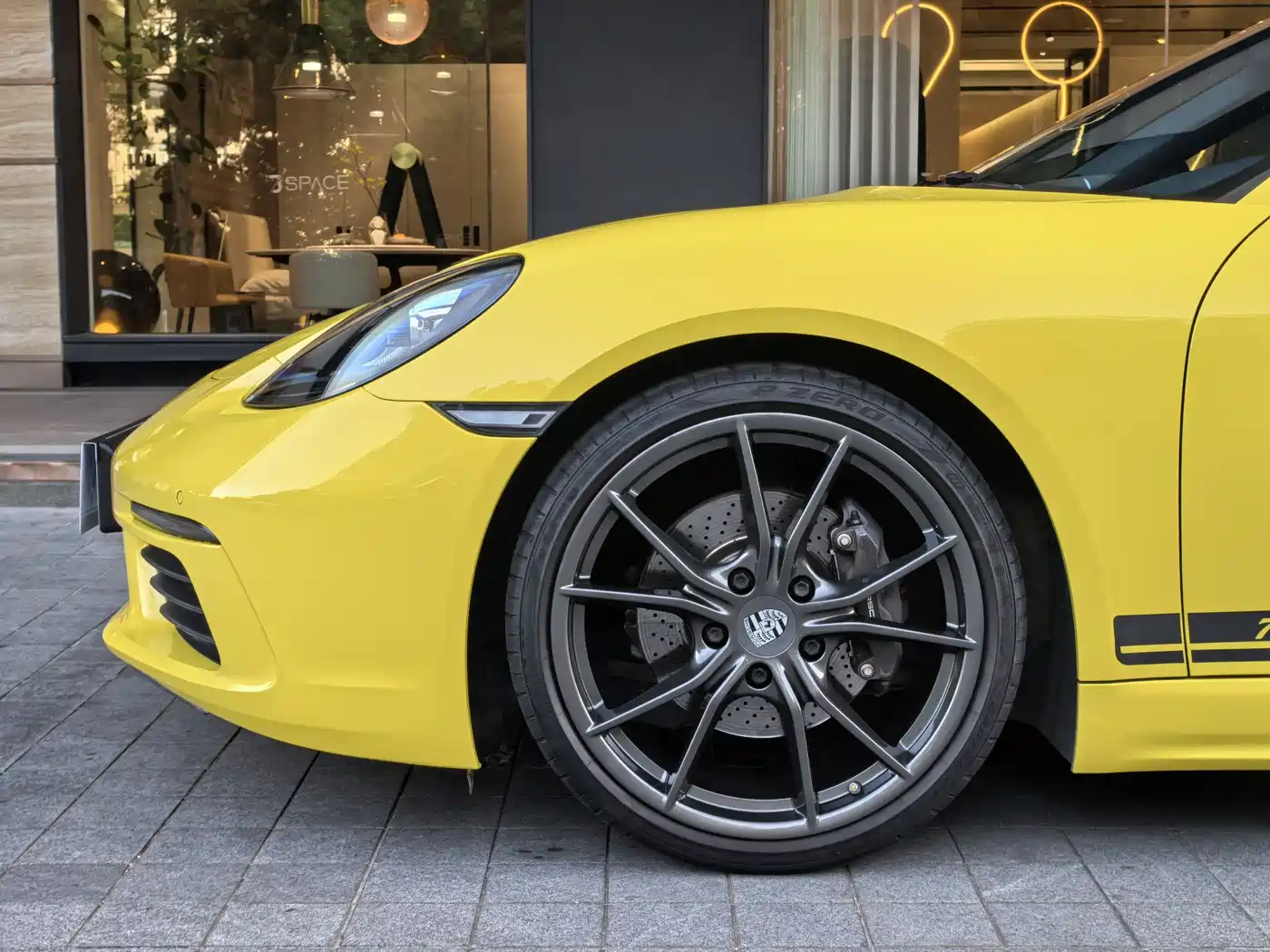 Porsche 718 2019 Boxster T 2.0T фото 2