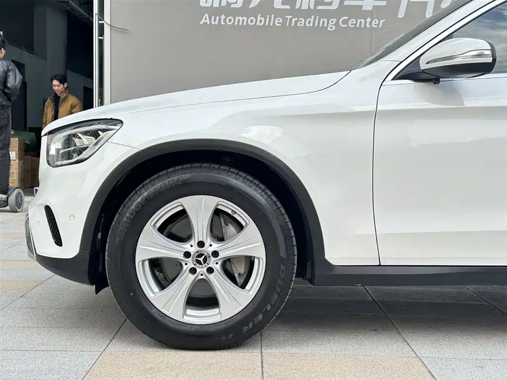 Mercedes-Benz GLC 2020 GLC 260 L 4MATIC Dynamic фото 21