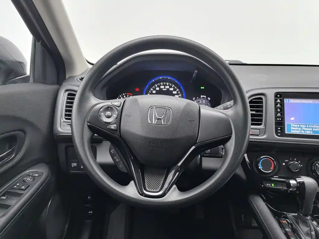 Фото 11 - Honda Vezel
