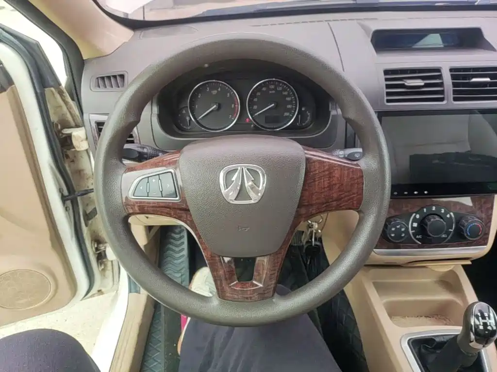 BAIC Weiwang M30 2016 2015 1.5L Comfort Model DAM15