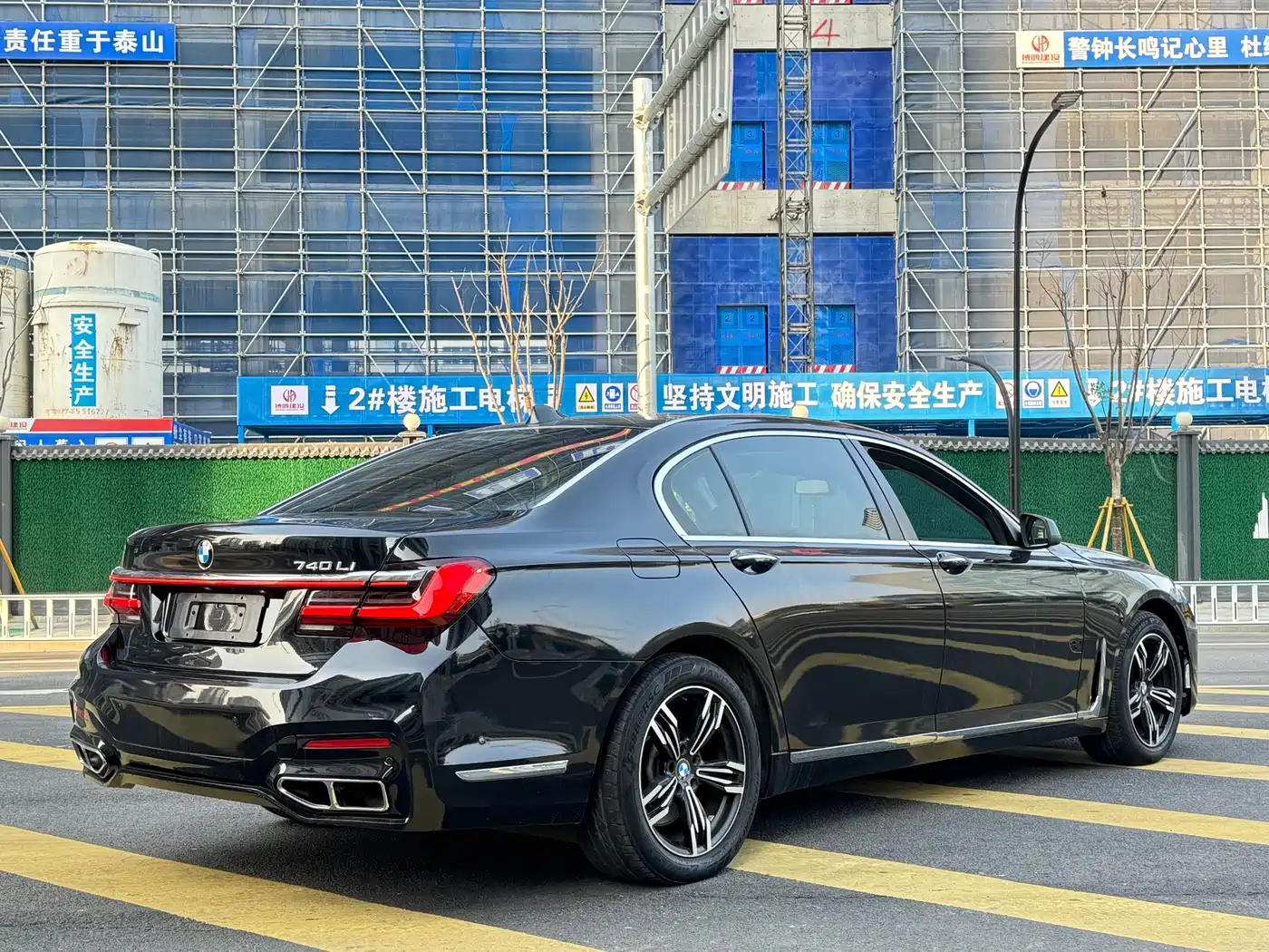 BMW 7 Series 2011 740Li Steinway Limited Edition фото 5