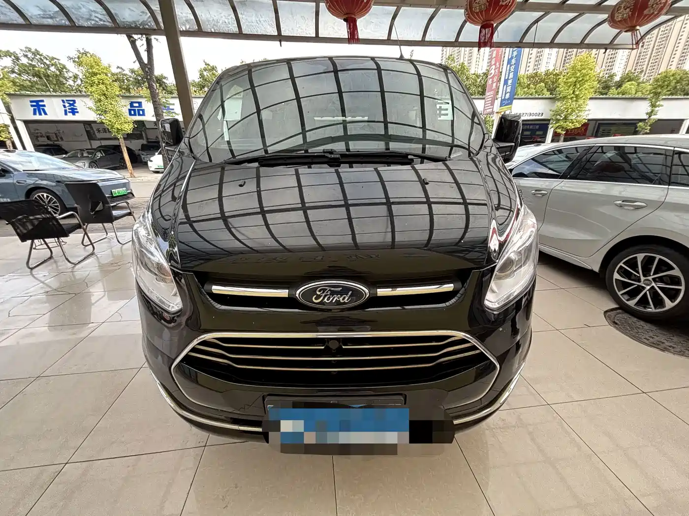 2022 Ford Tourneo