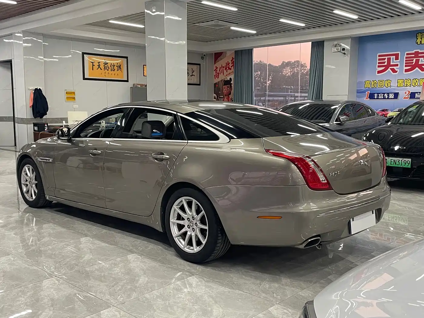 Jaguar XJ 2012 2012 XJL 3.0 Panorama Business