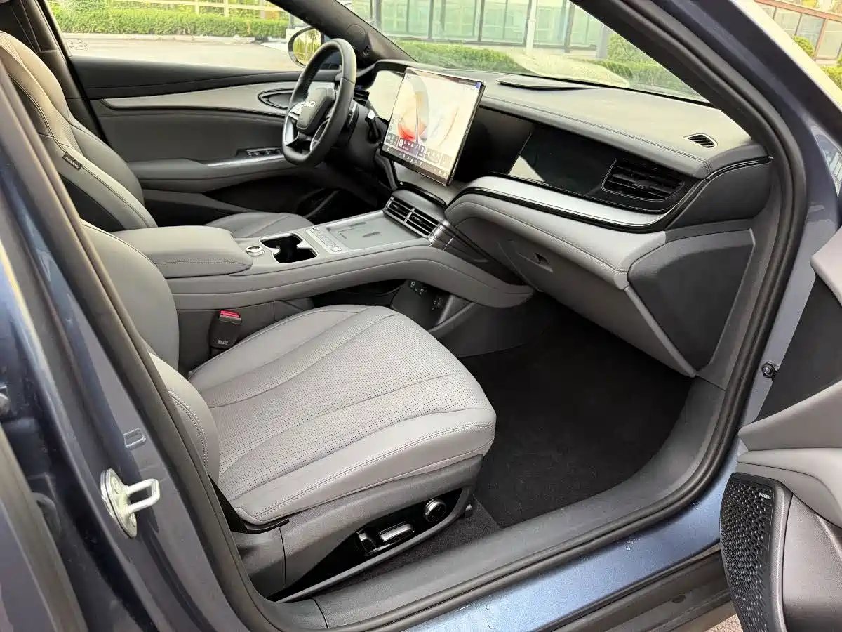 BYD Seal 07 DM-i 2025 2026 DM-i 1.5T 230km Flagship