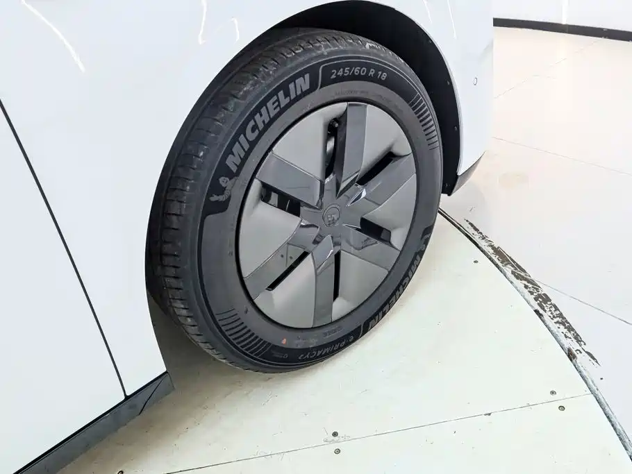 Li Auto MEGA 2025 2025 Ultra Smart Renewal Edition