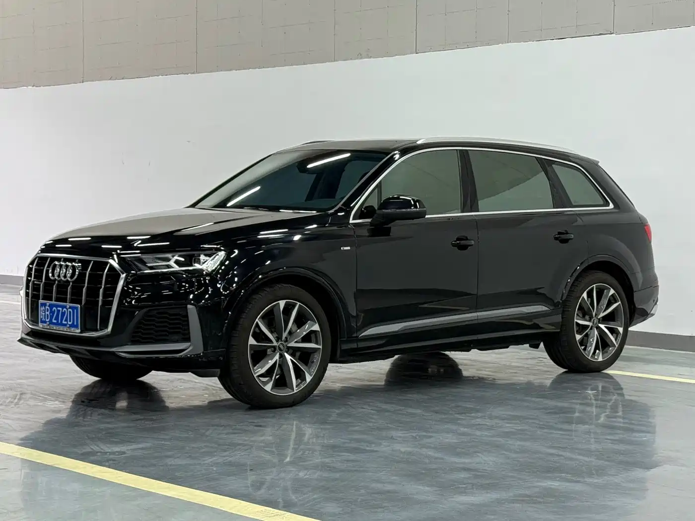 Фото 3 - Audi Q7