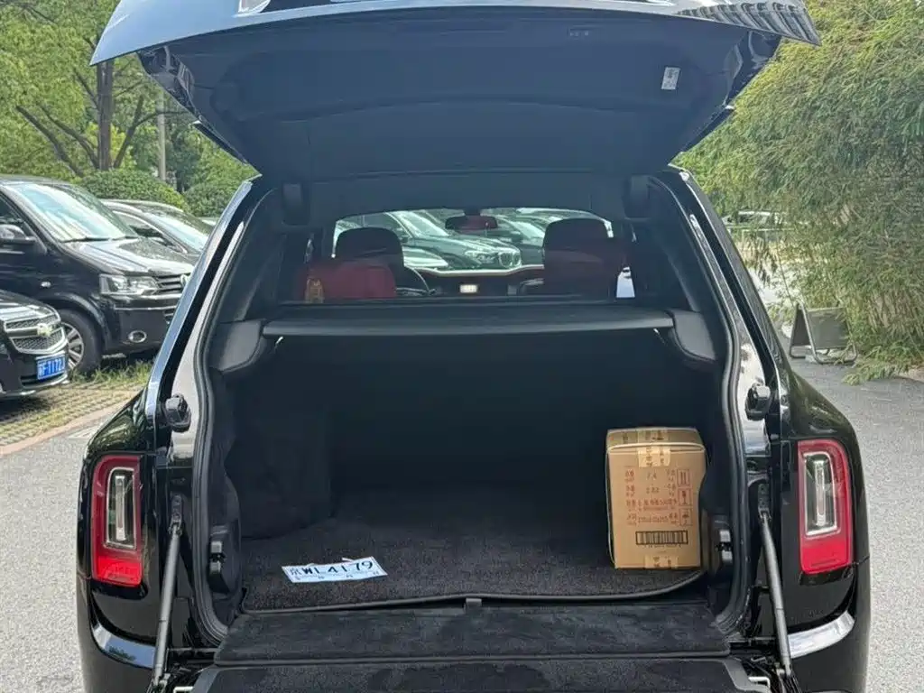 Rolls-Royce Cullinan 2019 2018 4-Seater Version