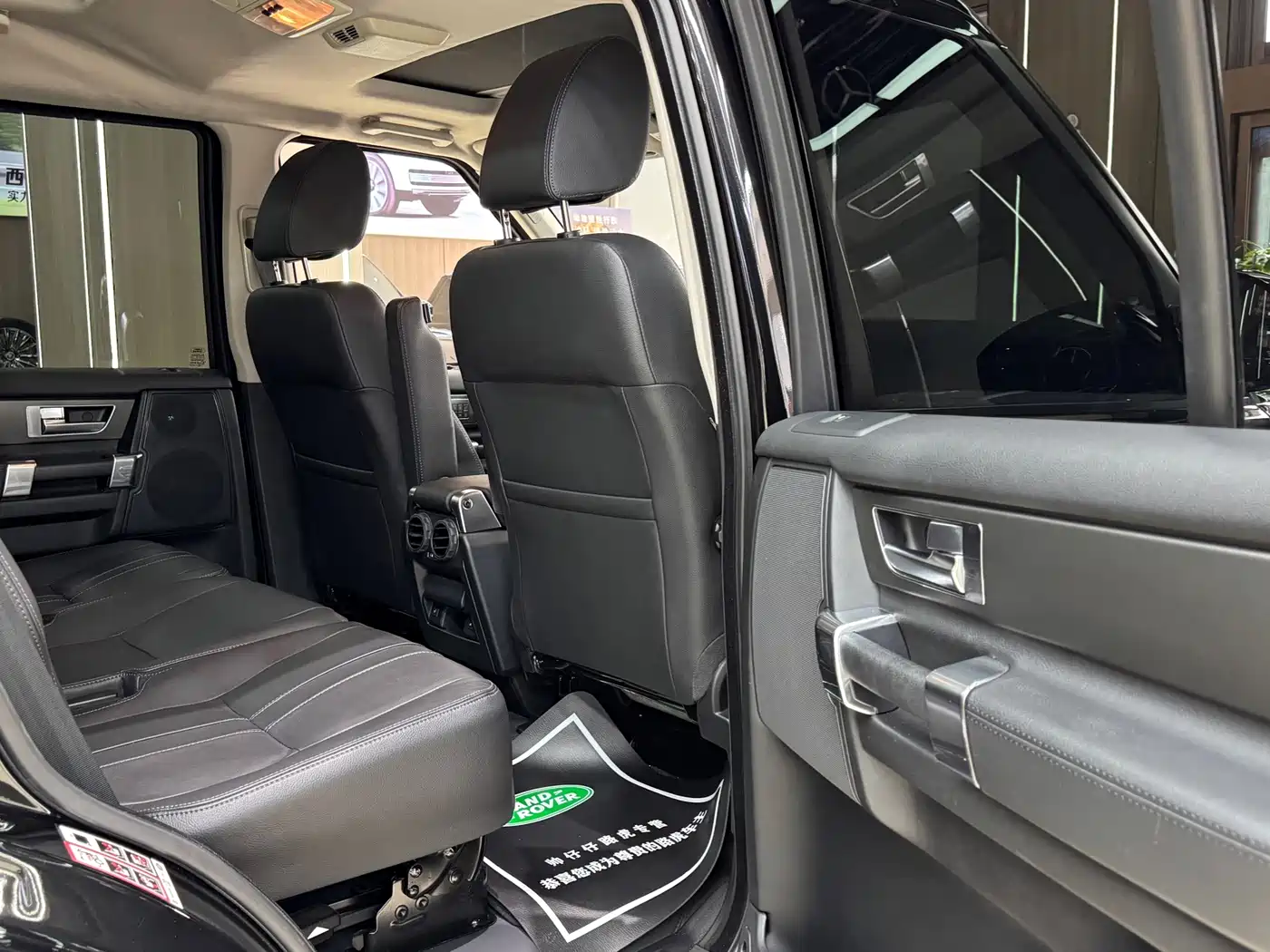 Фото 7 - Land Rover Discovery