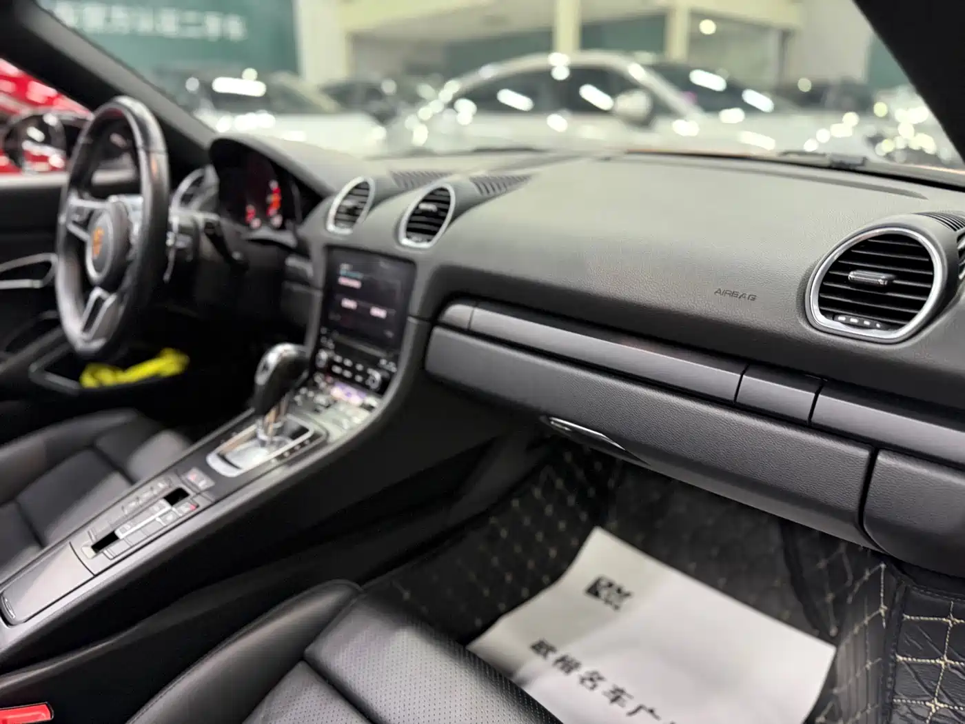 Porsche 718 2018 Boxster 2.0T фото 10