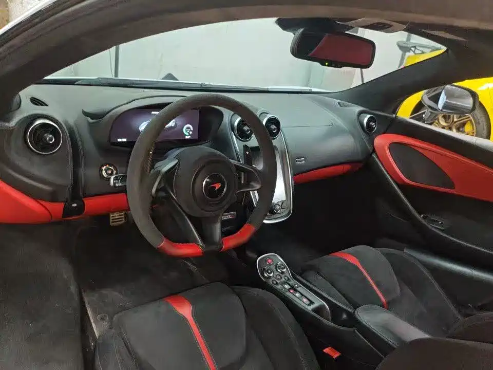 McLaren 570 2018 2015 570S 3.8T Coupe