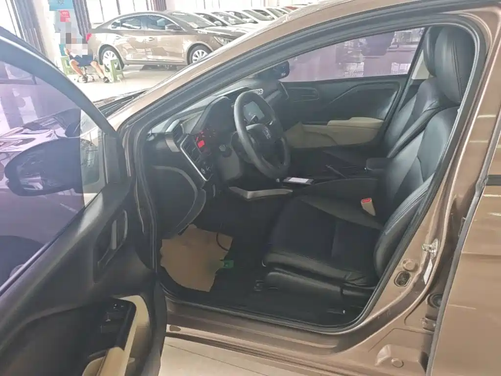 Honda Greiz 2017 2016 1.5L CVT Classic Edition