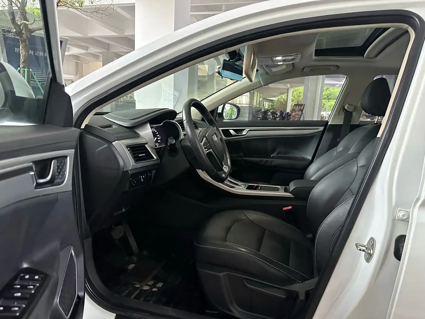 Geely Emgrand GL 2017 2017 1.8L DCT Elite