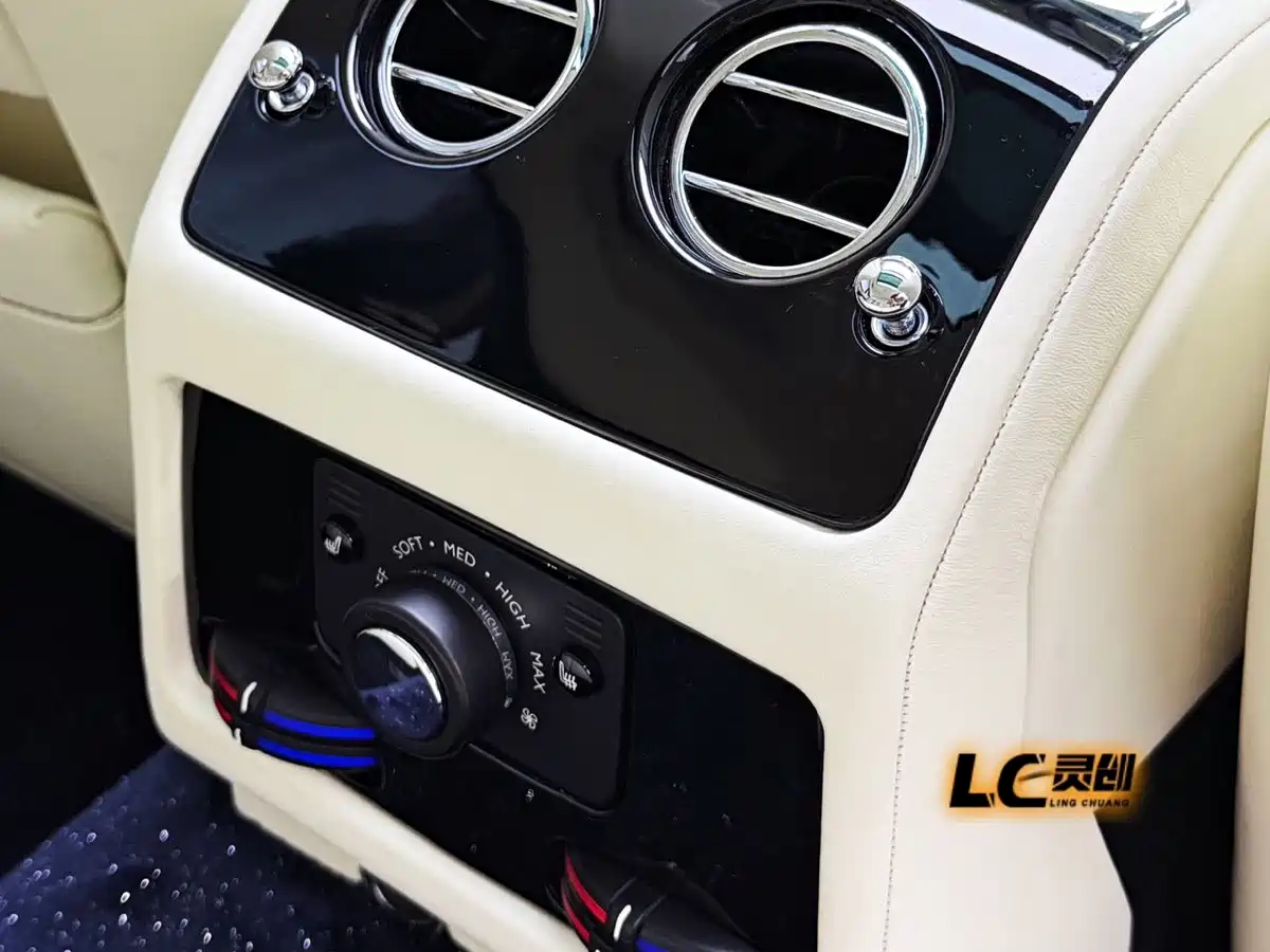 Rolls-Royce Ghost 2013 2010 Model 6.6T Standard