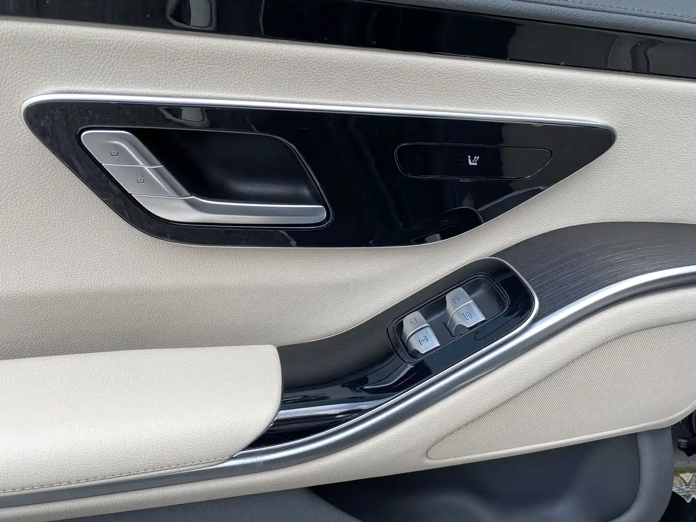 Mercedes-Benz S-Class 2023 Model S 400 L Business Edition фото 15