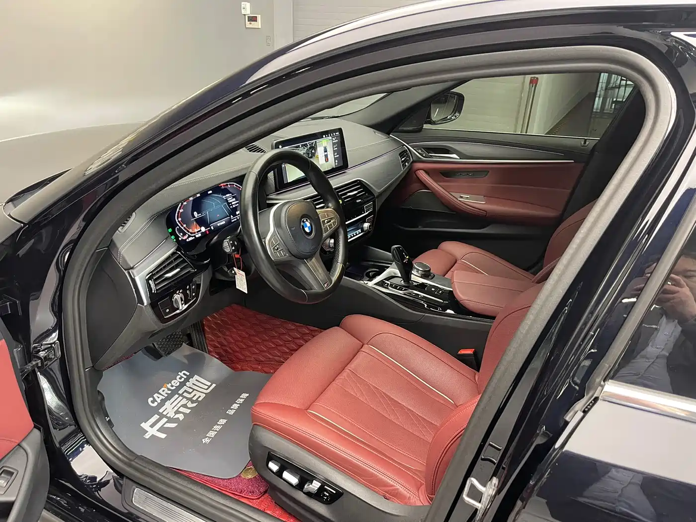 BMW 5 Series 2022 530Li Exclusive M Sport Package фото 10