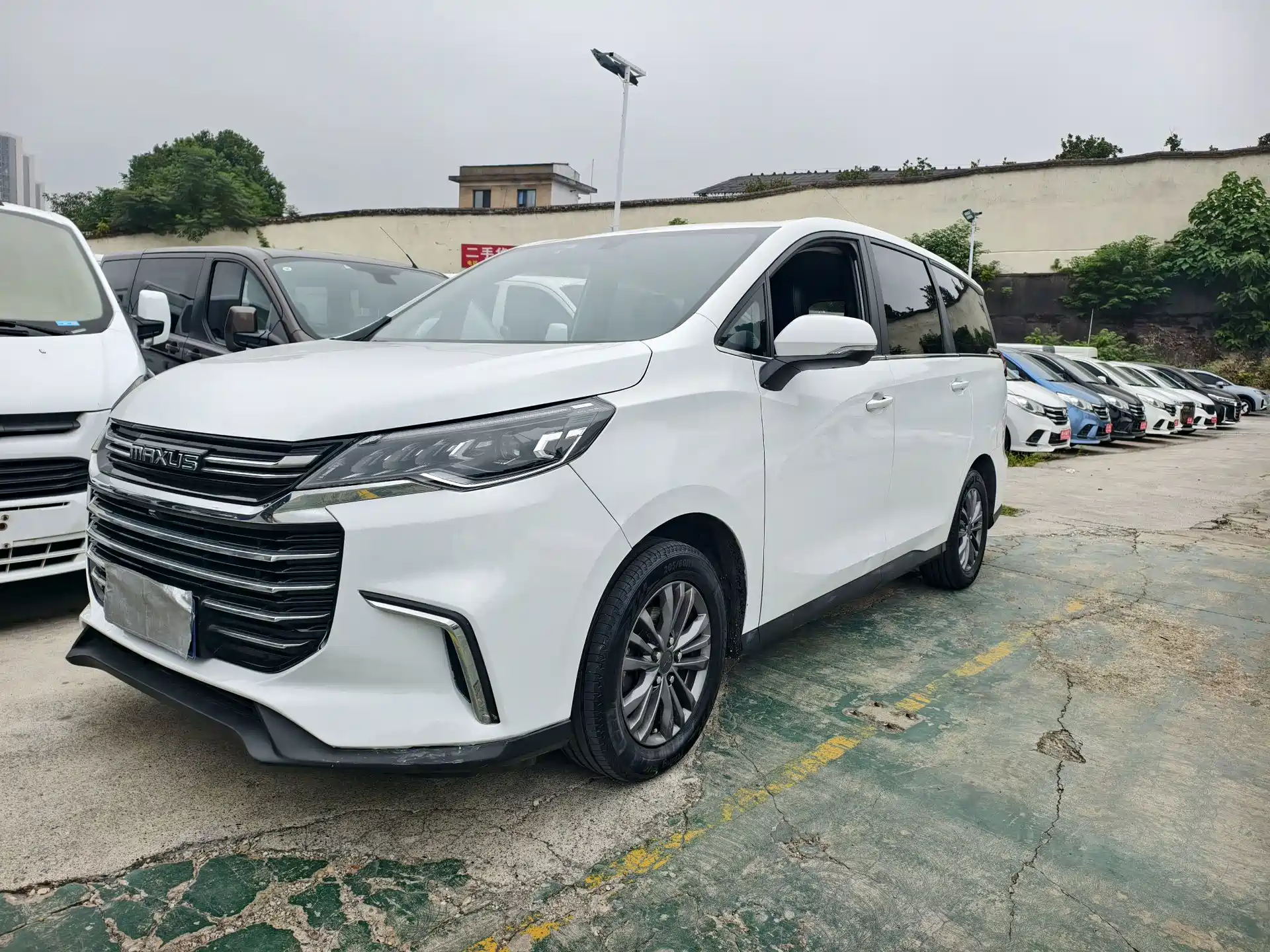 Photo 1 - Maxus Maxus G50