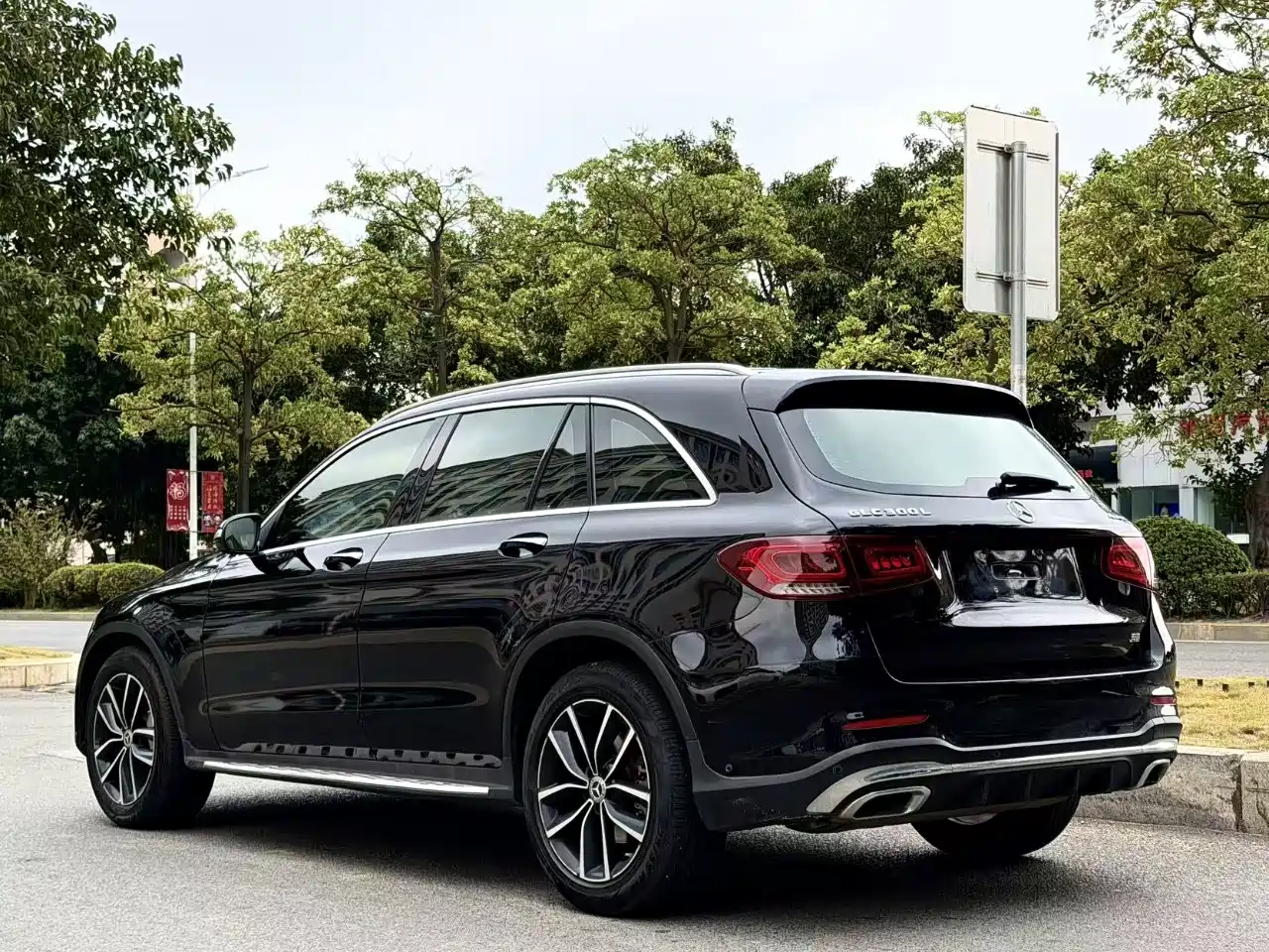 Mercedes-Benz GLC 2020 Facelift GLC 260 L 4MATIC Luxury фото 9