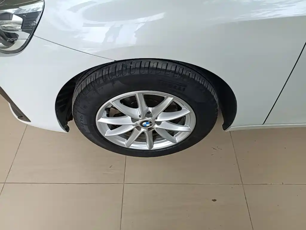 BMW 2 Series Touring 2019 2018 218i Sport Line
