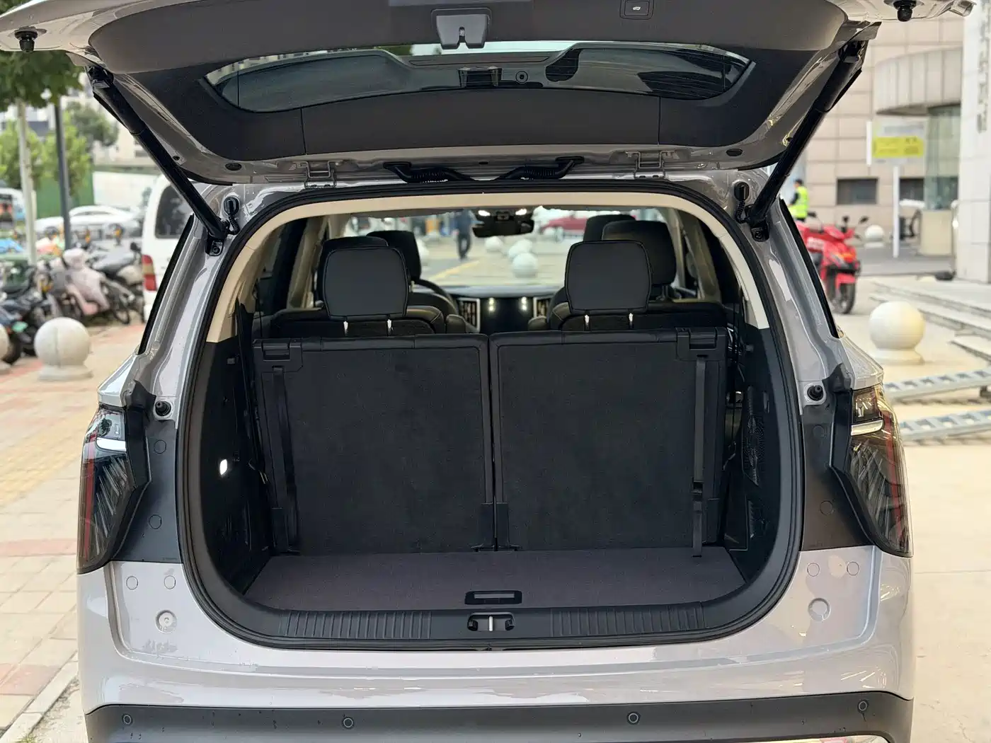 Hongqi HS7 PHEV 2024 2024 2.0T PHEV AWD Flagship 6-Seater