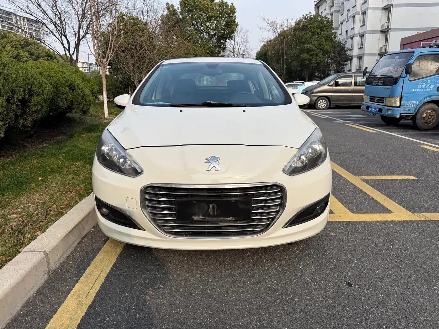 Peugeot 308 2014 2014 Model Joy Edition Classic 1.6L Automatic Trend Style