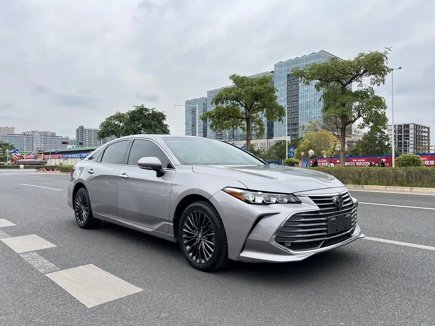 Toyota Avalon 2019 2.0L XLE Premium Edition (China VI) фото 3