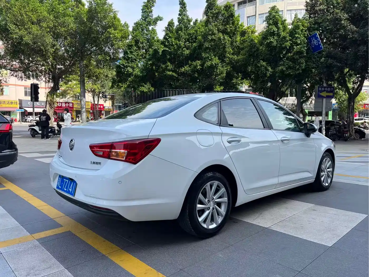 Buick Verano 2015 Sedan 15S Automatic Leading фото 6