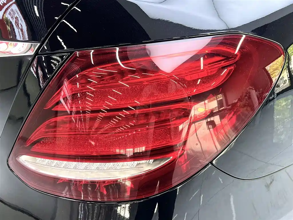 Mercedes-Benz E-Class 2016 E 200 L Sport Type фото 10