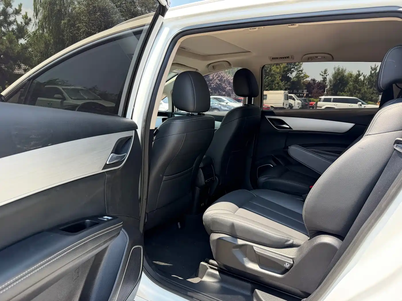 BYD Song MAX 2022 2021 Upgrade 1.5T Automatic Luxury Edition 6-Seater