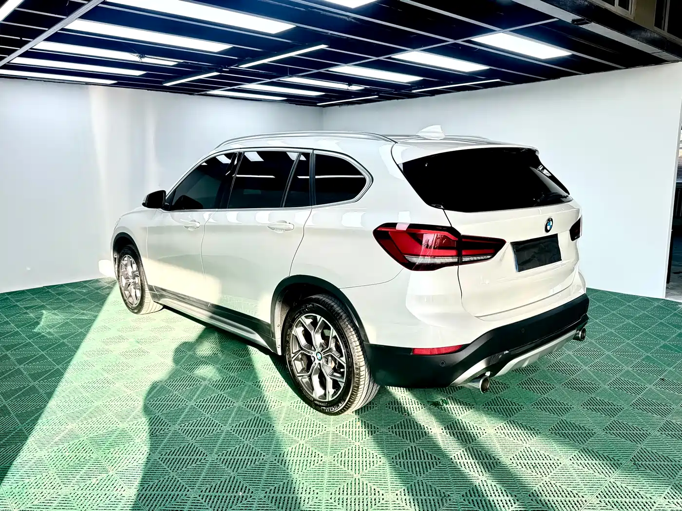 BMW X1 2022 sDrive20Li Fashion фото 4