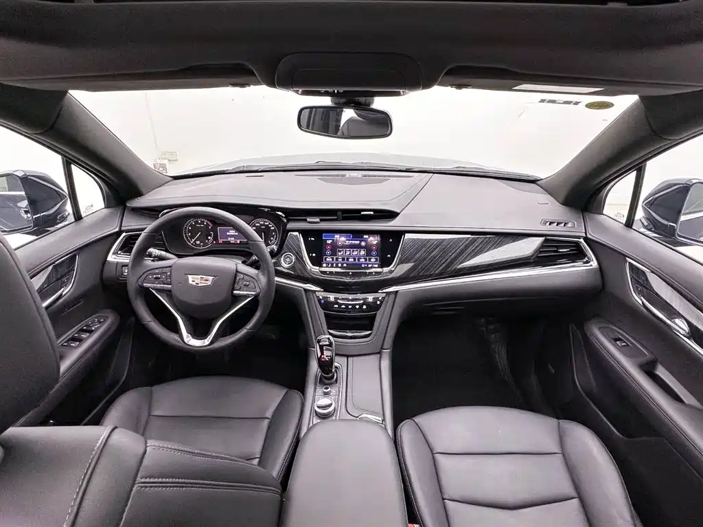 Cadillac XT6 2021 28T 6-Seater AWD Luxury фото 26