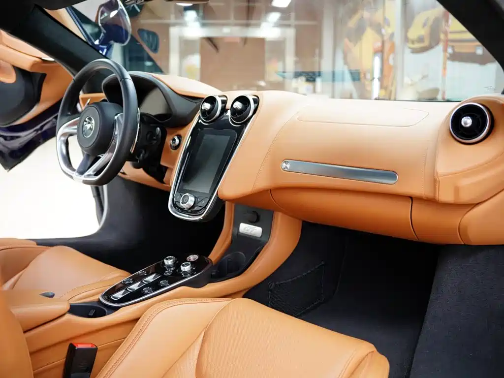 McLaren GT 2023 2023 4.0T Standard Model