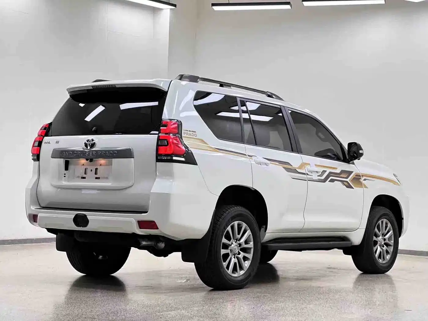 Фото 30 - Toyota Prado