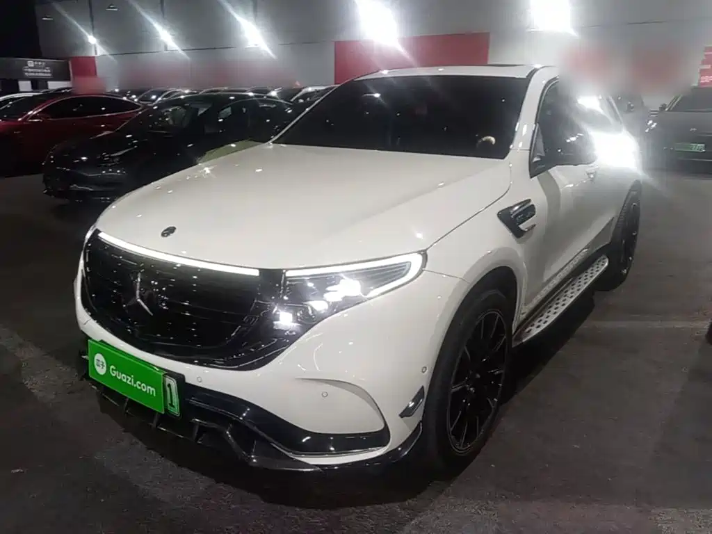 Mercedes-Benz EQC 2020