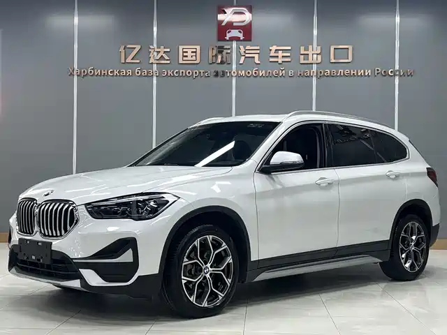 BMW X1 sDrive20Li, Стиль