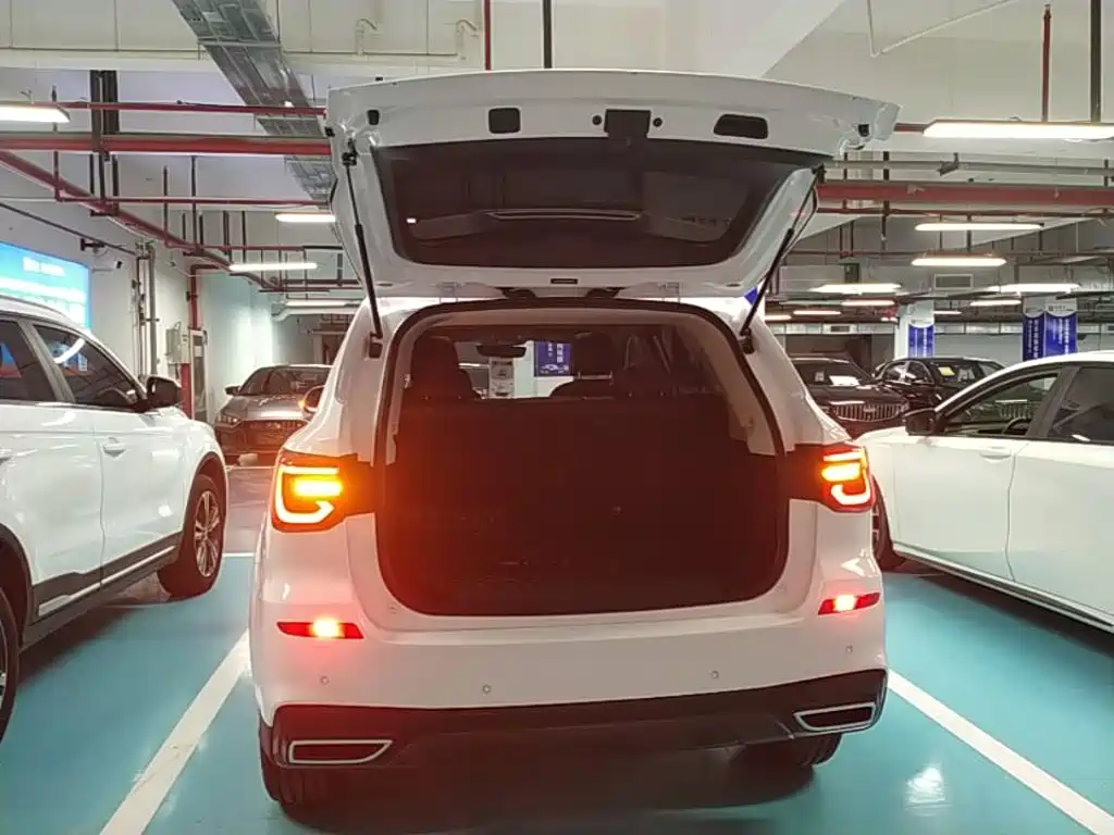 Roewe RX5 2025 2025 PLUS 330TGI Auto Trend-Setting Smart Edition