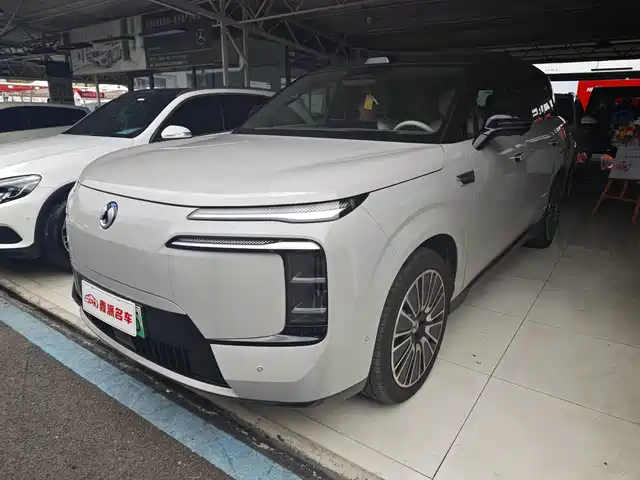 Denza N8L 2025