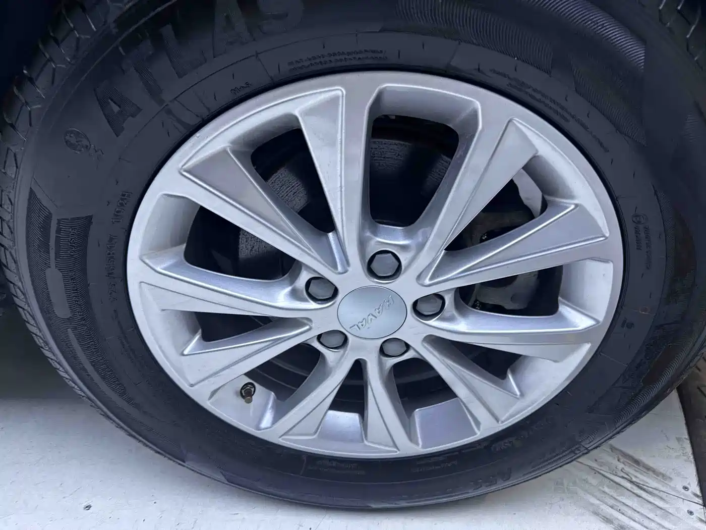 Haval M6 2023 2021 PLUS 1.5T DCT Luxury Smart Connect
